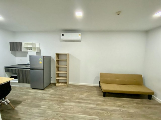 ให้เช่า เจ็น คอนโด รังสิต-คลอง 6 ห้อง 35 ตรม.ห้องมุม เฟอร์ครบ มีเครื่องซักผ้า ใกล้ ม.ราชมงคลธัญบุรี