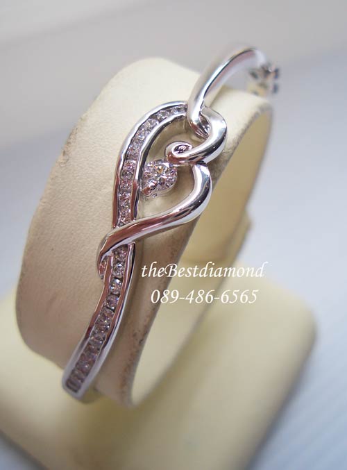 BB019RD+++กำไลปมหัวใจ+++กำไลน่ารักๆๆๆ เป็นรูปหัวใจผูกปม เล่นcurve นิดๆดีไซน์น่ารัก เก๋ไก๋ เหมือนงานจากร้านจิวเวลลี่เลยค่ะ