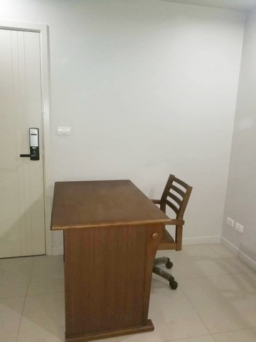 ให้เช่าคอนโด ฟ้าโดม ตึก B 34.56 ตรม.วิวสระน้ำ เฟอร์ครบ เครื่องใช้ไฟฟ้าครบ ใกล้ธรรมศาสตร์รังสิต