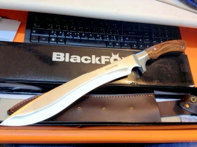 มีดใบตาย Blackfox Black FOX ขนาด 17 นิ้ว มีดเดินป่าทรงกรูข่า Kukri