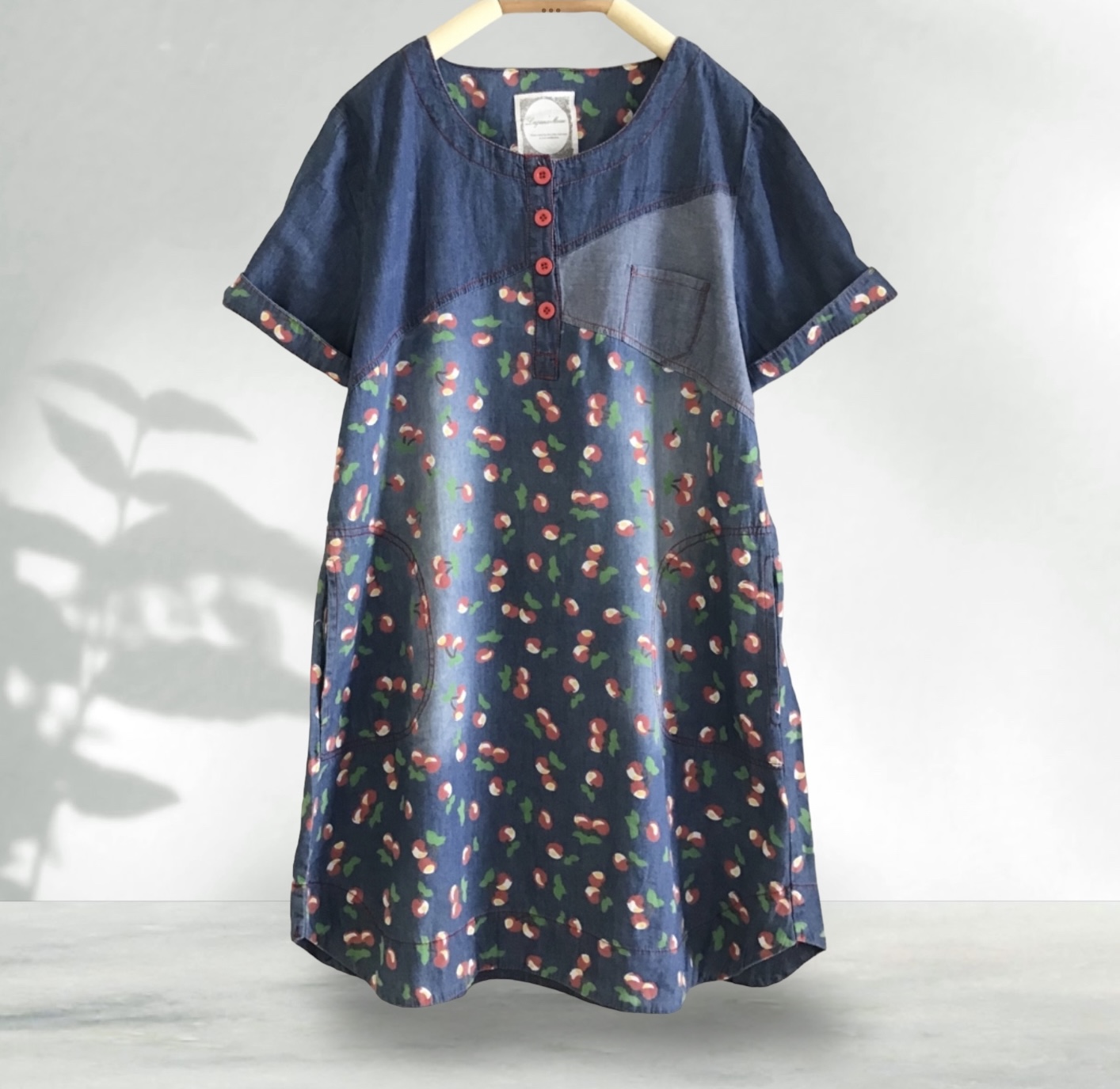 เสื้อ/เดรสยีนส์บางลายเชอรี่
