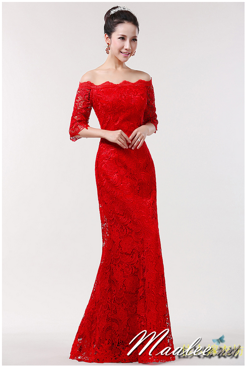 พร้อมเช่า ชุดราตรียาว สีแดง ลูกไม้ทัั้งตัว เปิดไหล่ แขนสามส่วน