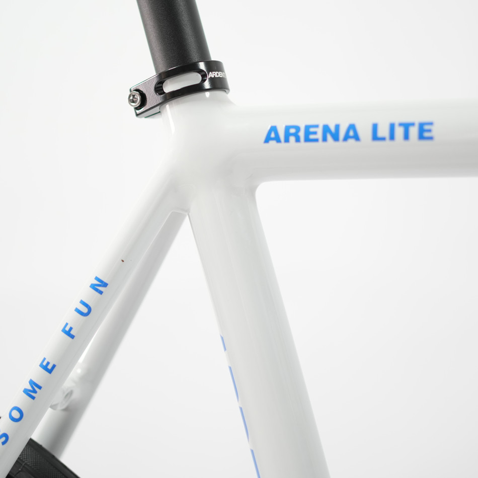 จักรยาน ARDENTLY ARENA LITE 6069 — Fixed Gear สนามแข่ง น้ำหนักเบา ปั่นแรง ดีไซน์สปอร์ตจัดเต็ม | โครงอลูมิเนียม 6069 | ล้อ 700C
