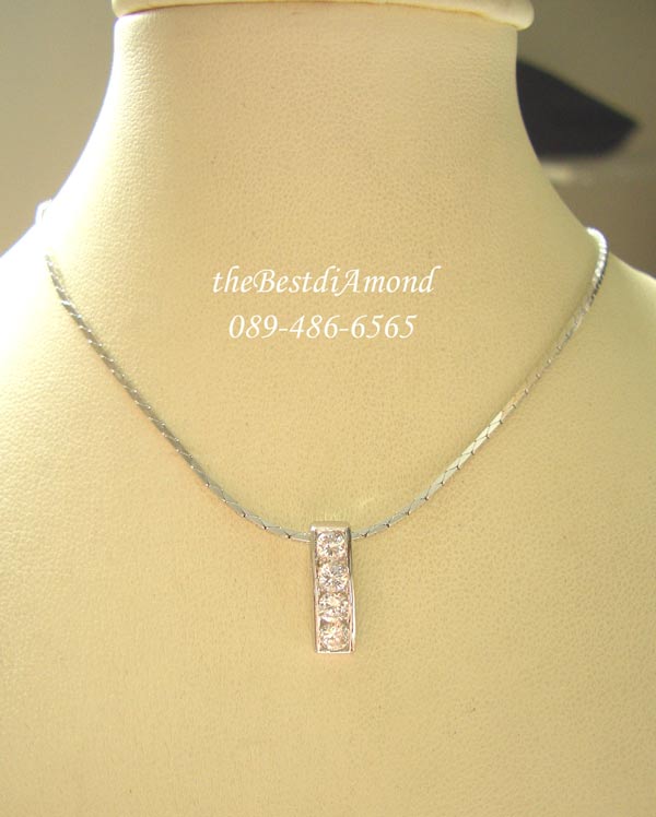 ===BP019RD+++จี้แถวเพชร 4 เม็ด+++จี้แบบนี้ขายดีมาก เท่ห์ดูดี เพชรสวยเล่นไฟ ใส่ได้เกือบทุกโอกาส ไม่มีล้าสมัย