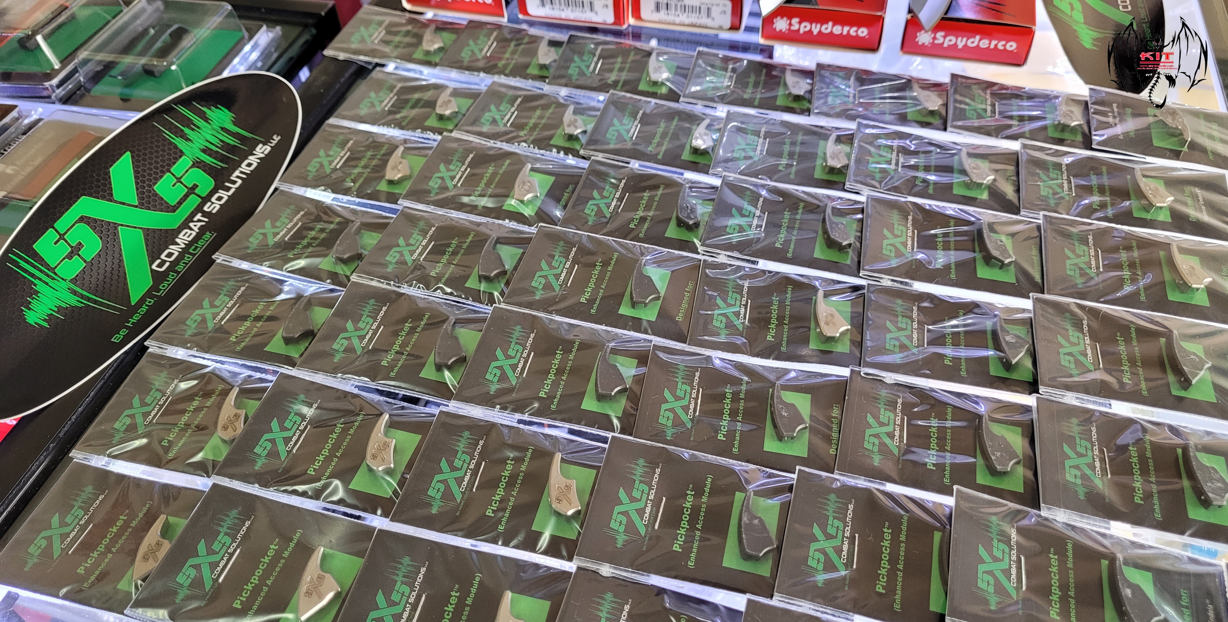 PICKPOCKET EXO-CCESSORY™ Fast Opener - Spyderco Knives