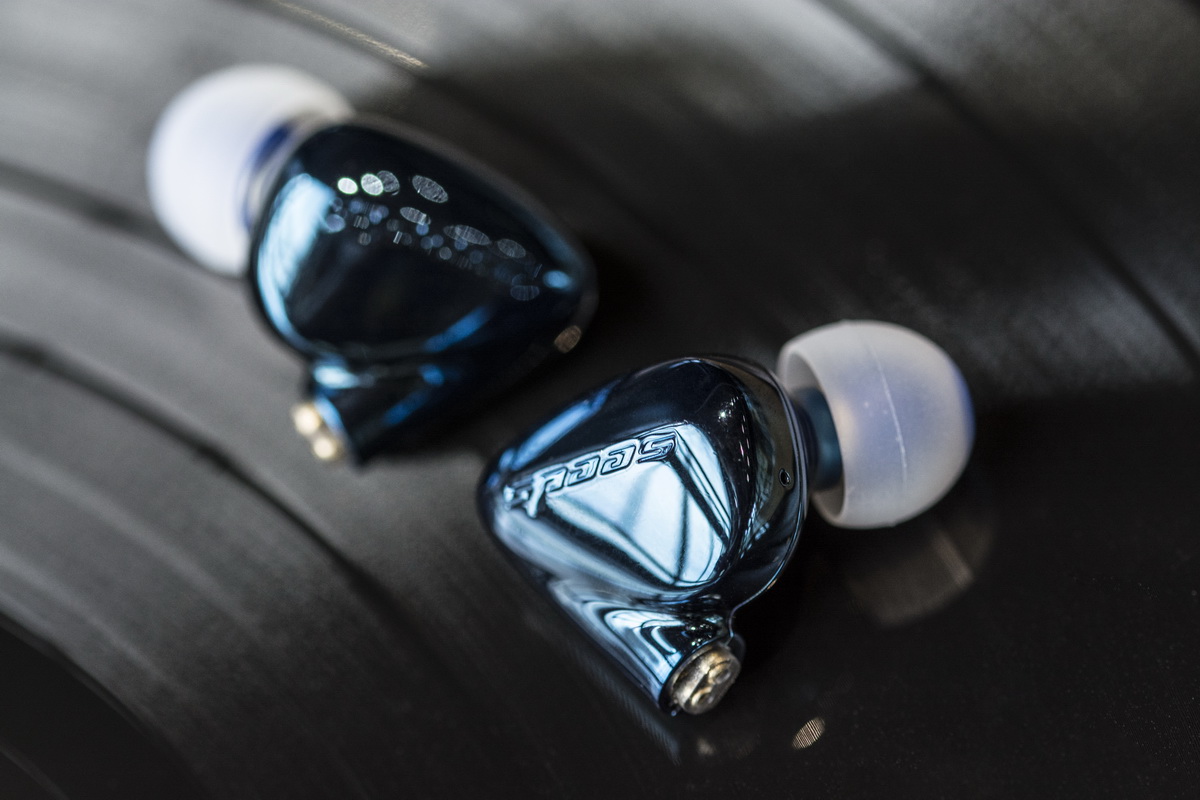 ขาย Hiby Seed 2 หูฟัง Dynamic รองรับ Hi-Res บอดี้ Pure copper สายชุบเงินถัก 4