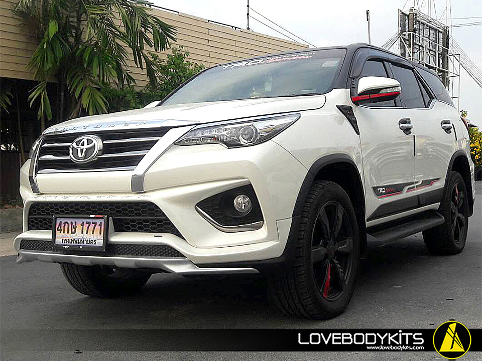 ชุดแต่ง REVEN : FORTUNER 2015 TRD