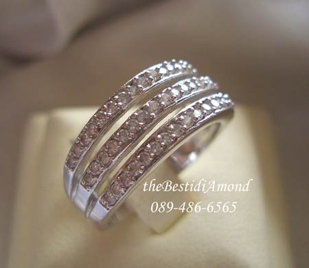 +++แหวนแถวเริ่ดหรูอีกวงค่ะ คราวนี้มาทีเดียว 3 แถวเลยค่ะ ใส่แล้วสวยและ iNtrend ค่ะ รหัส BR502RD+++