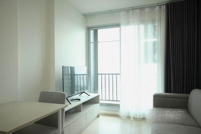 ให้เช่าคอนโดนิช โมโน แจ้งวัฒนะ 32.1 ตรม.ห้องใหม่ แอร์ 2 ตัว มีเครื่องซักผ้า ใกล้แมคโคร