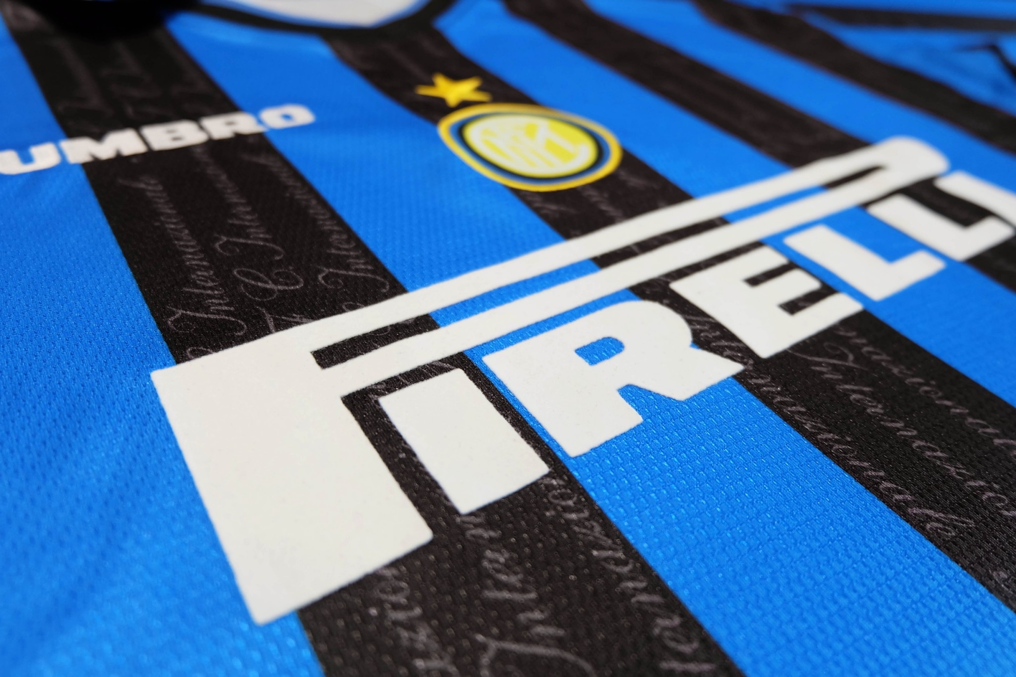 Inter Milan Home 1997/98 Vintage Jersey เสื้อฟุตบอลอินเตอร์มิลานย้อนยุค