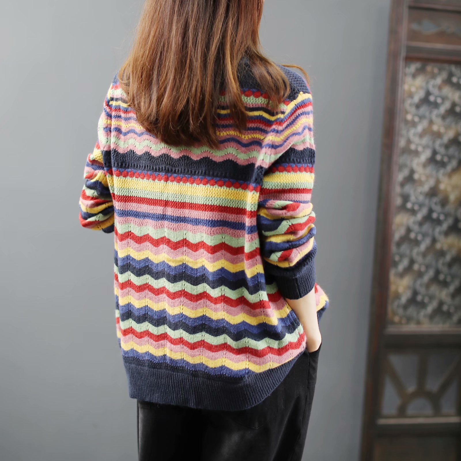 เสื้อคลุมไหมพรมนุ่มลายทาง