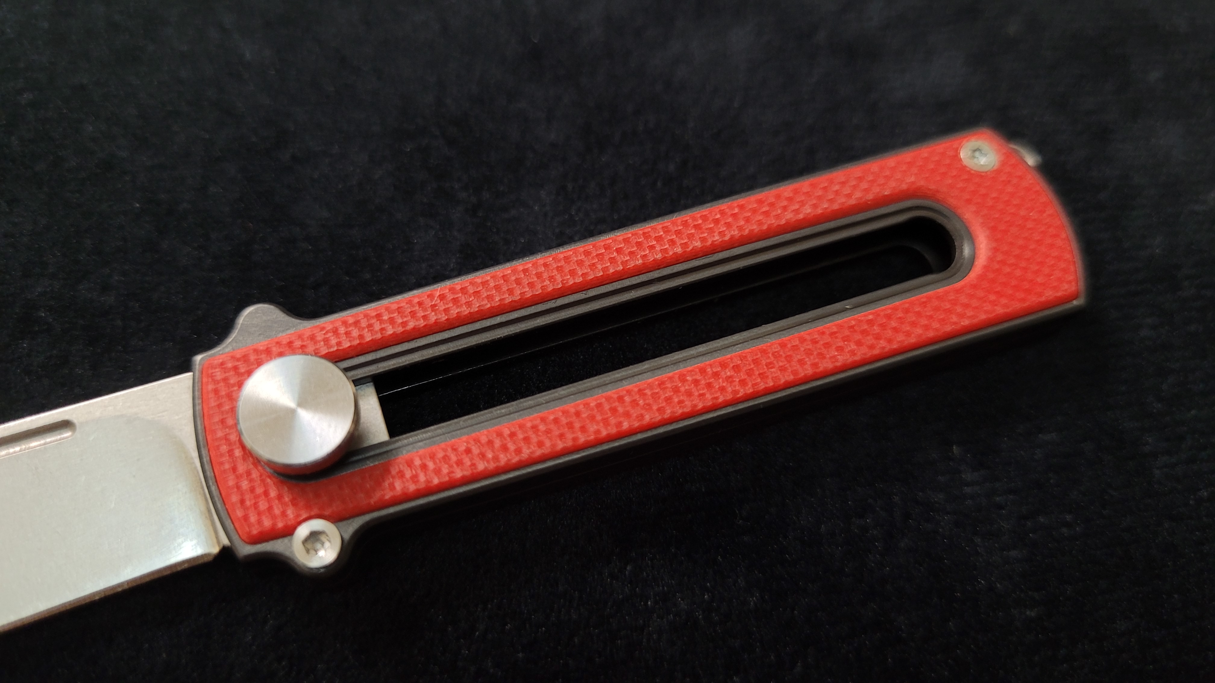 Zr BarloX with M390 Blade-for a short time Dealer's Cost Red Stonewash Blade