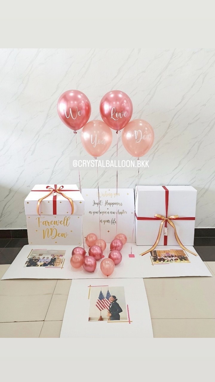 Farewell Surprised Box กล่องเซอร์ไพรส์อำลา ลูกโป่ง 4 ลูก พร้อมตกแต่ง สามารถใส่รูปได้ 3 ใบ สามารถเปลี่ยนสีลูกโป่ง/เปลี่ยนข้อความได้