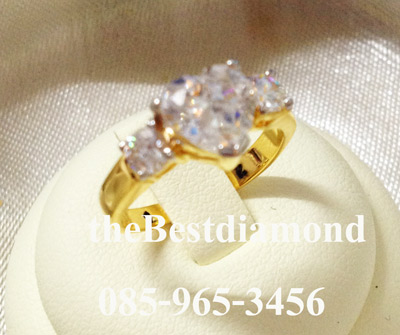 RL015+++แหวนหัวใจชูรัก+++มาแล้วค่ะ แหวนเพชรโคลนนิ่งเพชรรูปหัวใจสุดสวย เล่นไฟระยิบระยับ เริ่ด หรู ดูดี สำหรับสาวๆที่รักเพชรหัวใจต้องไม่พลาด