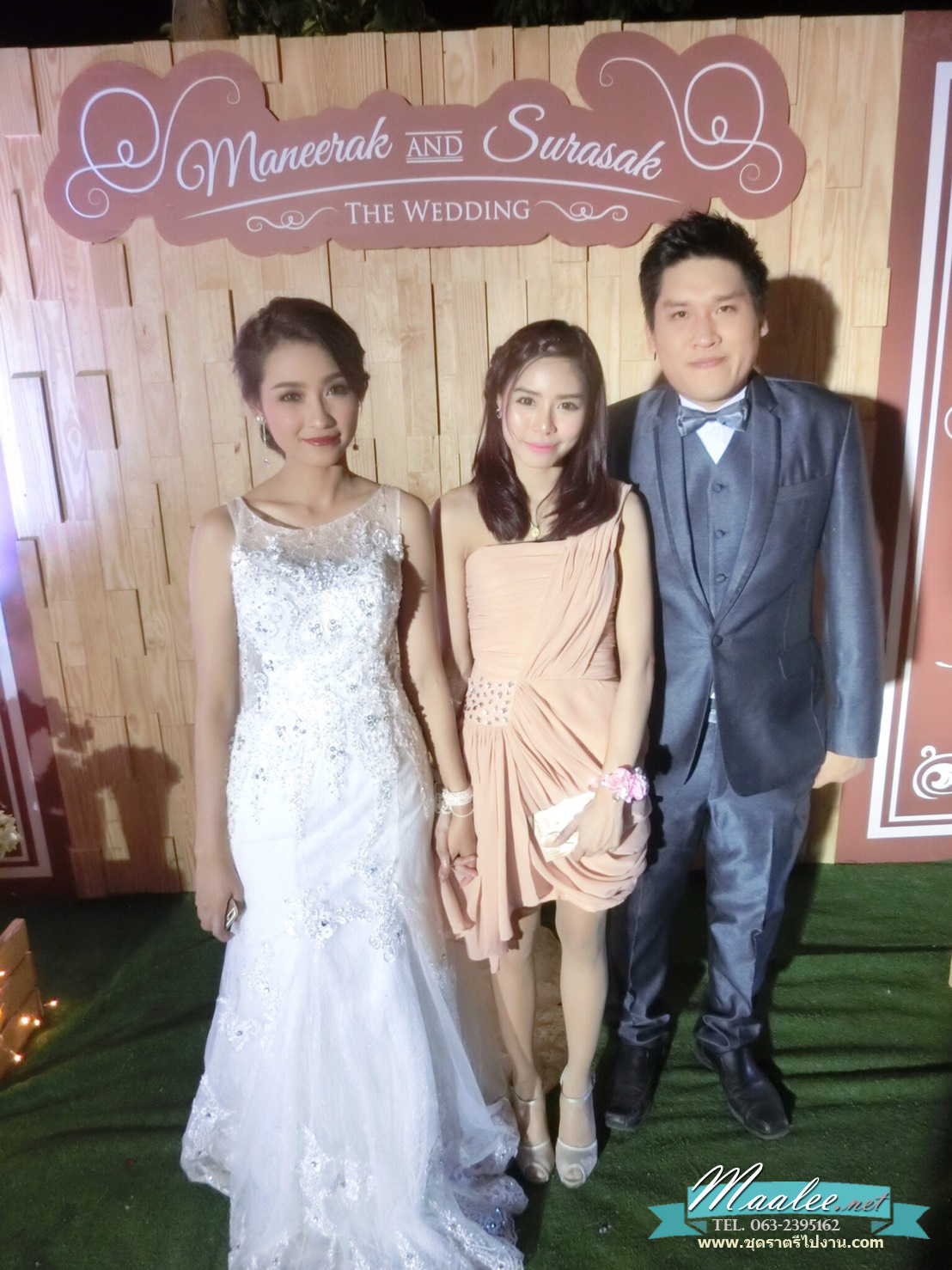 พร้อมเช่า ชุดราตรีสั้น เกาะอก ไหล่เดียว สีชมพู Nude จับเดรปทิ้งชายช่วงสะโพก