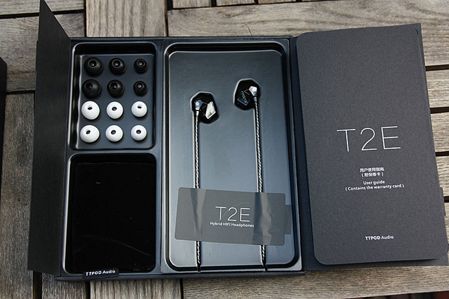 ขาย หูฟัง TTPOD T2E หูฟัง3 Driver (2BA 1Dynamic) สายชุบเงิน รุ่นเบสหนัก - สีม่วงใส