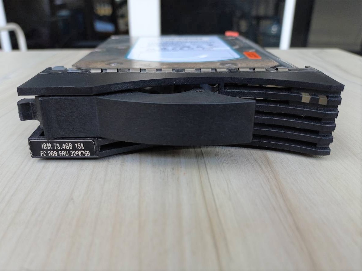 9X5004-039 IBM Details 73.4Gb 15K Rpm Hot-Swappable 2Gbps FRU TAY 32P0769.