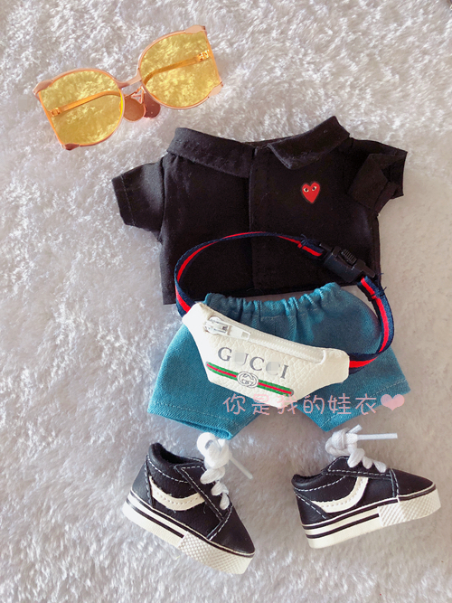 กระเป๋าคาดอกกุชชี่ สำหรับตุ๊กตา 20 cm.