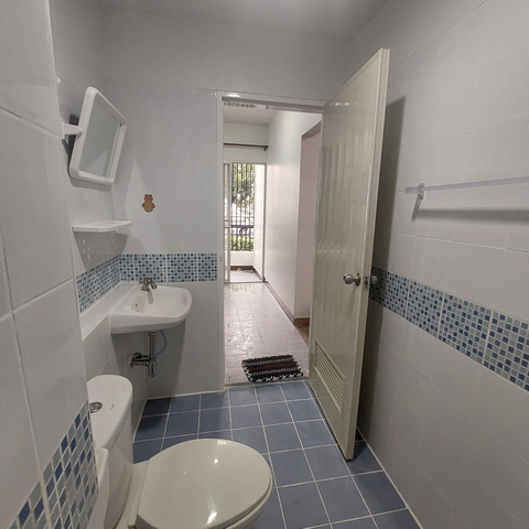 ให้เช่าคอนโดเดอะคิทท์ คลองหลวง 28 ตร.ม.เฟอร์ครบ มีเครื่องซักผ้า ใกล้ธรรมศาสตร์รังสิต