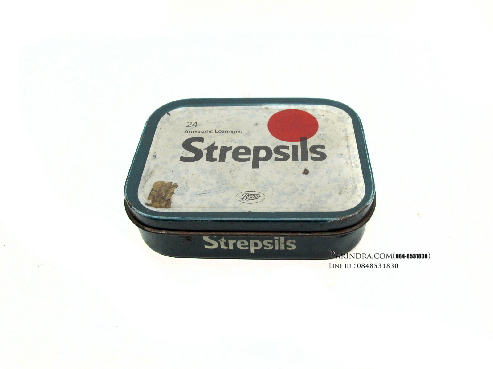 กล่องเหล็ก Strepsils รุ่นเก่า สีเขียวมะกอก ปี 1985