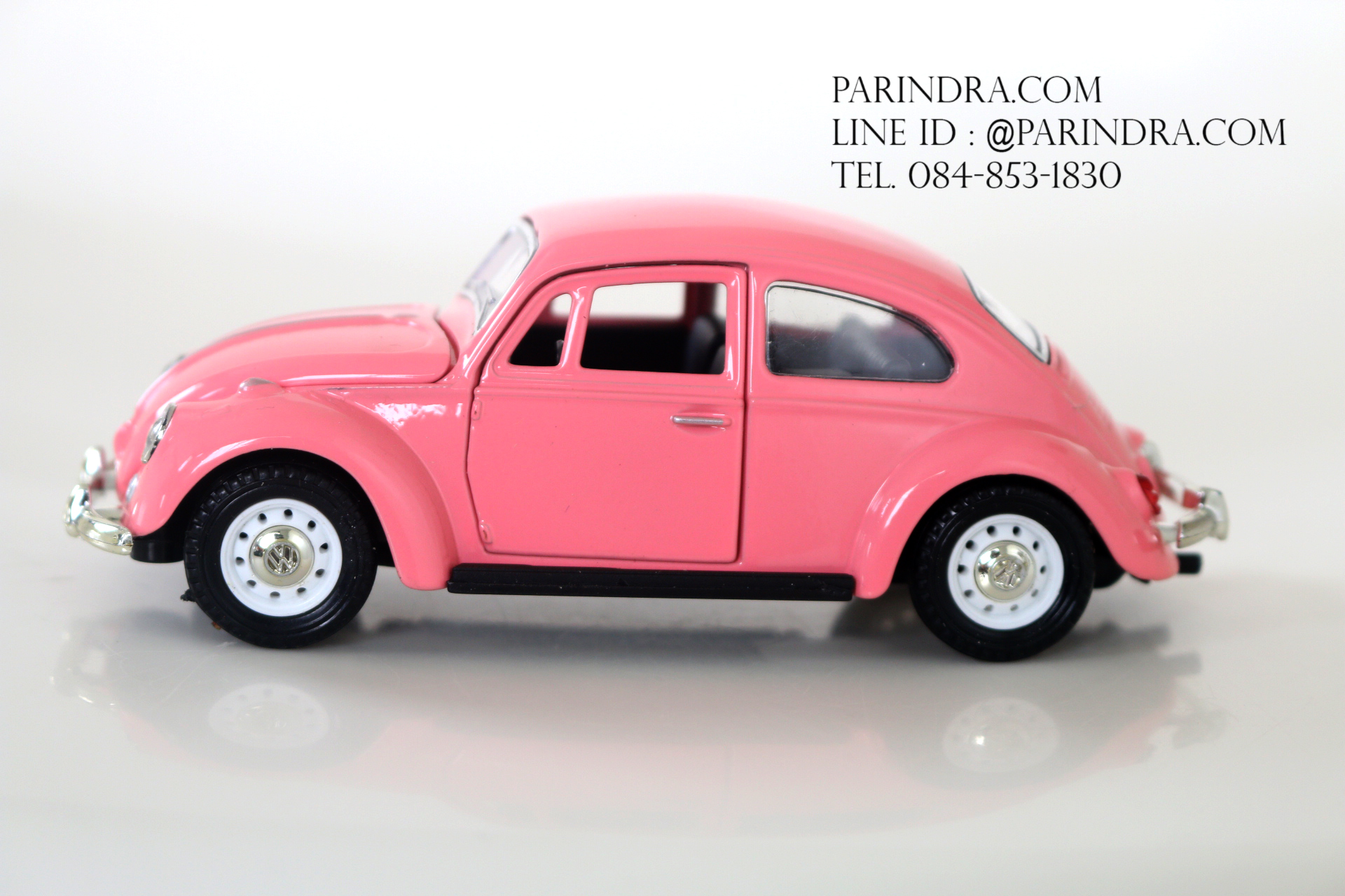 โมเดลรถเหล็กรถเต่า Volkswagen 1967 อัตราส่วน 1:32 สีชมพู