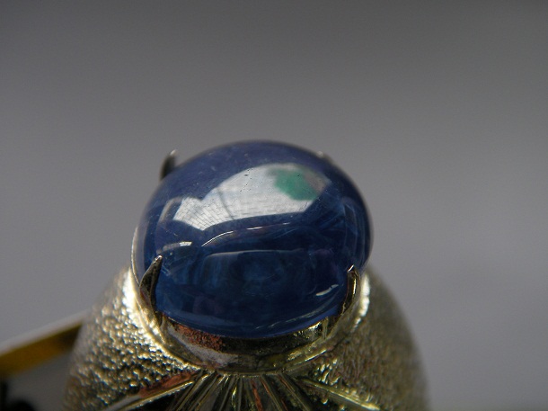 ชื่อสินค้า: นิหร่าพม่าออกน้ำเงินเหมือนไพลินเม็ดนูนใหญ่ มีสตาร์ลอยๆ ขนาด 11x14.5x3 mm. นน. 11.0 ct. ราคาโทรถาม