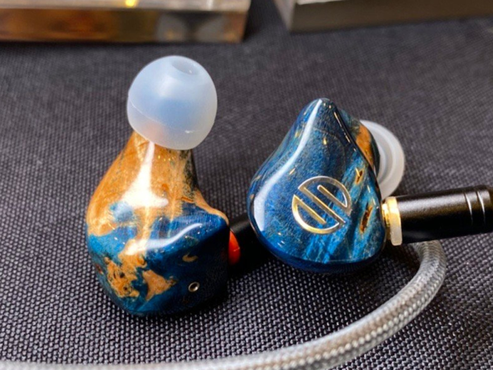 ขาย BGVP DM8 หูฟัง 8 ไดรเวอร์ 8BA รองรับ Hi-Res