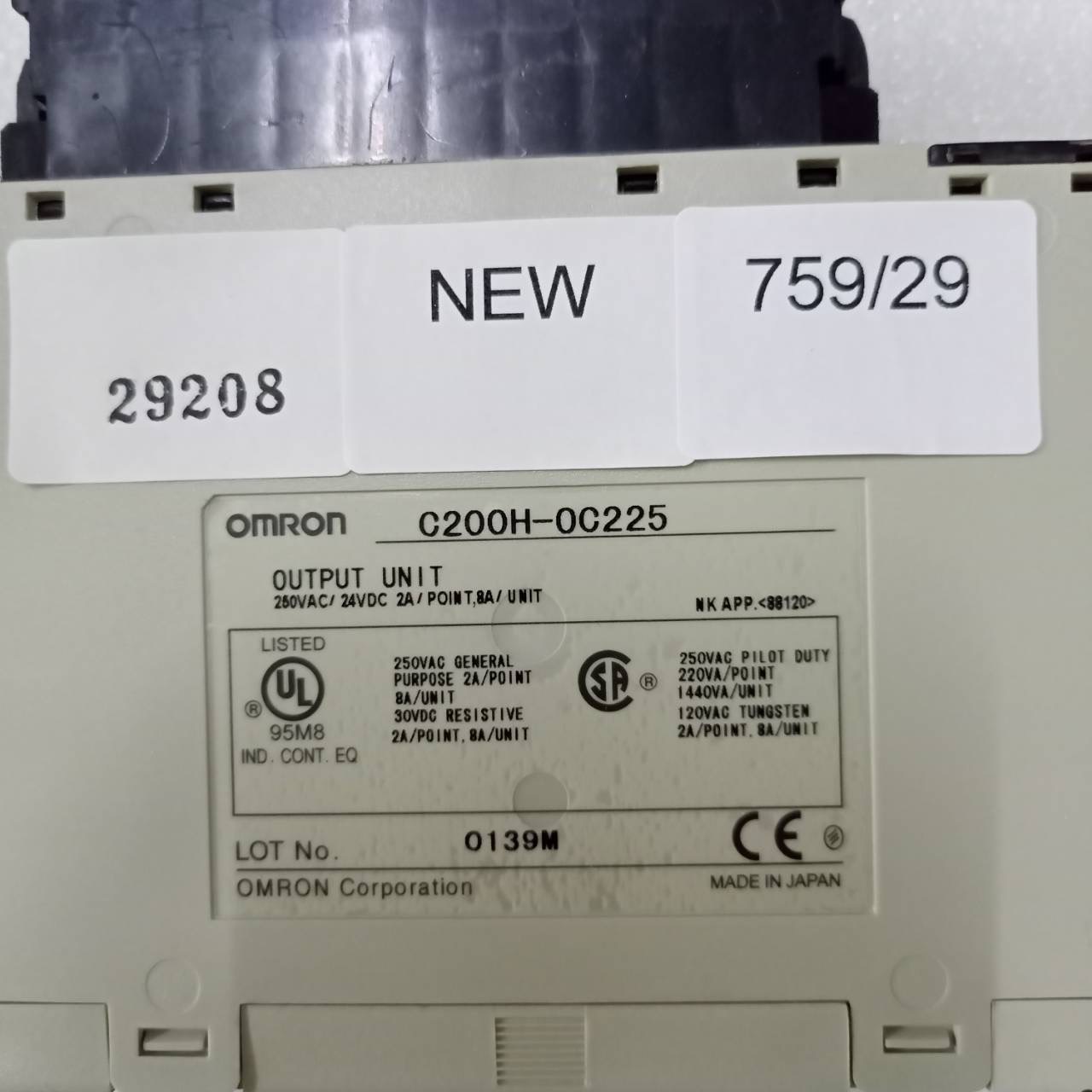 C200H-OC225 PLC “ OMRON ”