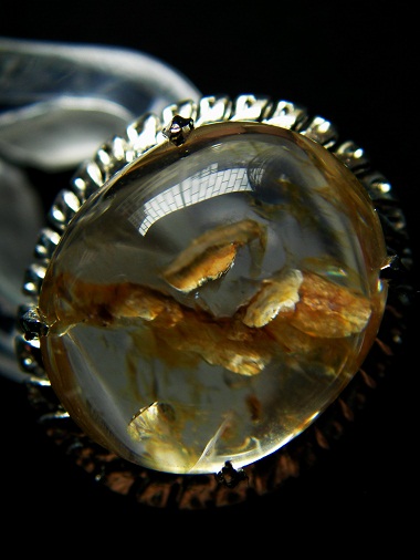 QU0035 แก้วเข้าแก้ว + กาบแก้วทองใหญ่ เนื้อแก้วสวยใส ขนาดแก้ว 17.02x19.96x10.65 มม. น้ำหนัก 25.90 ct. ขนาดแหวน 53.5 ด้วยราคาที่ต้องรีบตัดสินใจ สวยงาม