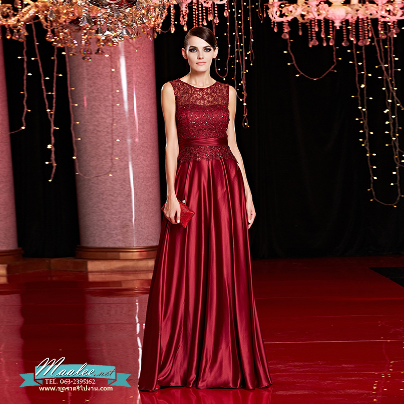 พร้อมเช่า ชุดราตรียาว แขนกุด แต่งลูกไม้ฉลุ ผาคาดเอวซาติน สีทอง สวยเรียบหรู