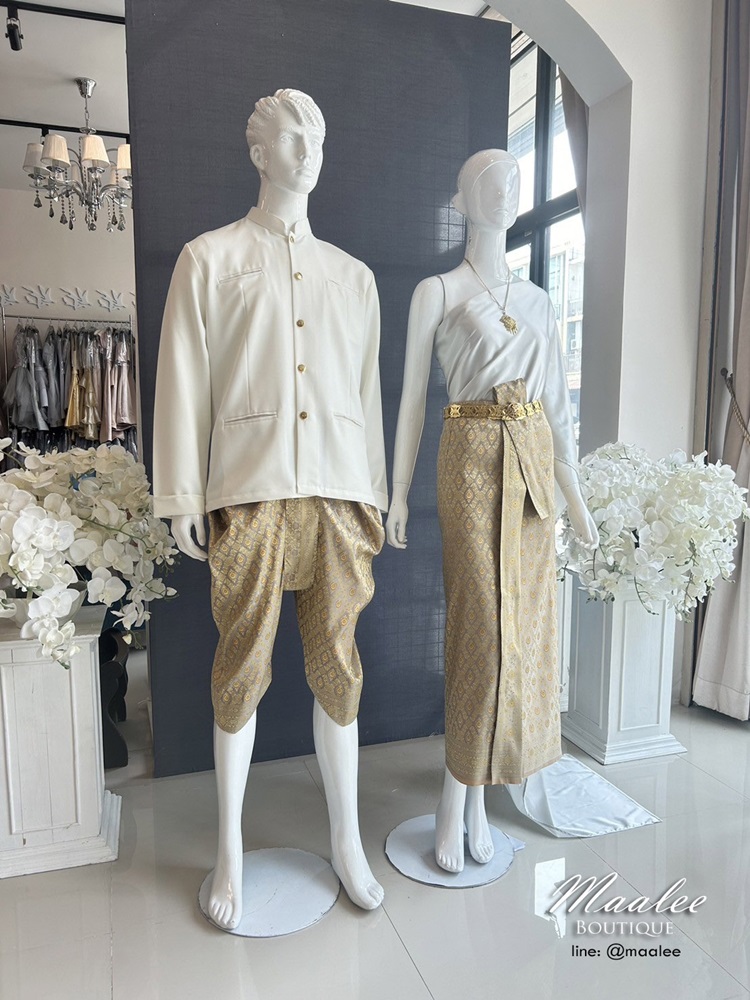 เช่า ชุดไทย ชุดเพื่อนเจ้าสาว ชุดไทยผ้าถุงสีเทาชาทอง สไบสีเทาเงิน