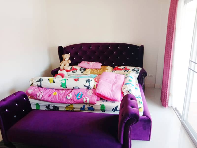 ขายทาวน์โฮม 3 ชั้น 3 ห้องนอน 4 ห้องน้ำ พร้อมเฟอร์และเครื่องใช้ไฟฟ้าครบครัน บ้านสวย พร้อมเข้าอยู่