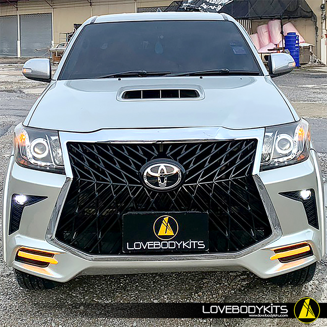 กันชนหน้า LX : VIGO CHAMP