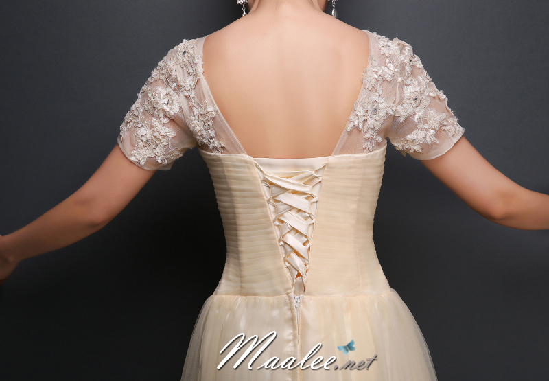 พร้อมเช่า ชุดราตรียาว แขนสั้น แต่งผ้าตาข่ายนิ่มทั้งชุด ปักเลื่อม&ลูกไม้ แบบเรียบหรู สไตล์เจ้าหญิง สีครีม Champagne