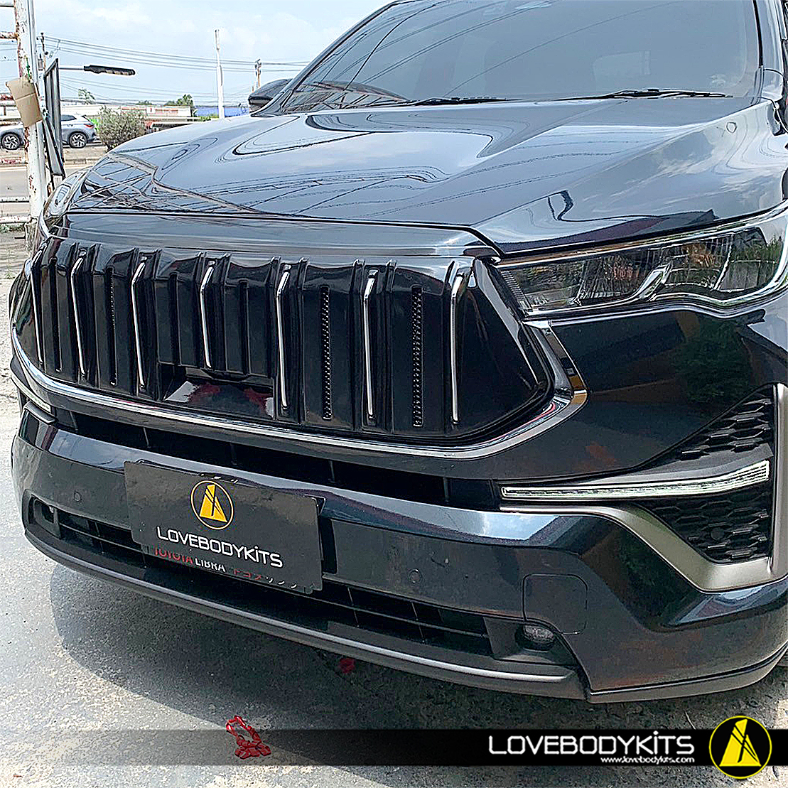 กระจังหน้า TAKAi : INNOVA ZENIX