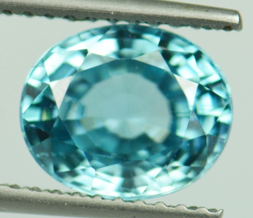 เพทายสีฟ้าสวยมาก (Zircon) 3.20 กะรัต (0344)