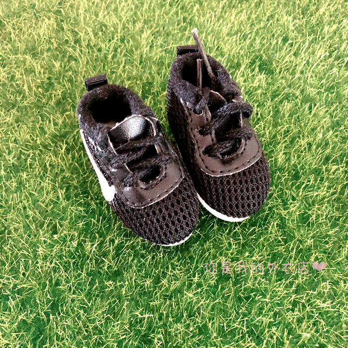 รองเท้าไนกี้ ผ้าตาข่าย สำหรับตุ๊กตา 20 cm.