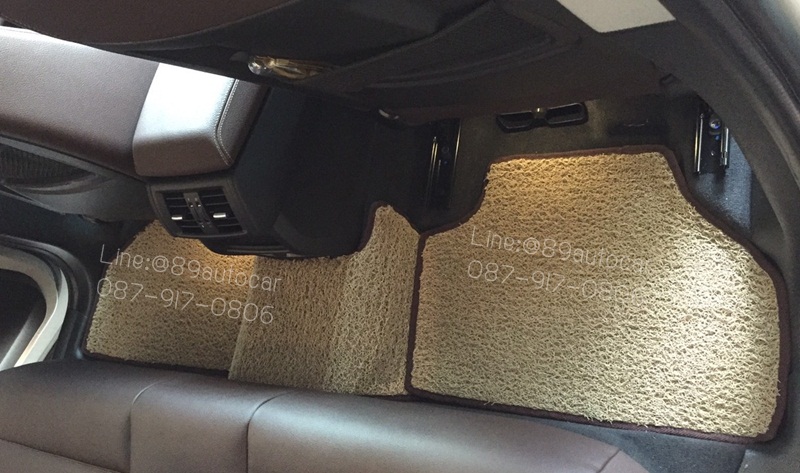 พรมไวนิลปูพื้นรถยนต์ BMW X3 สีครีมขอบครีม