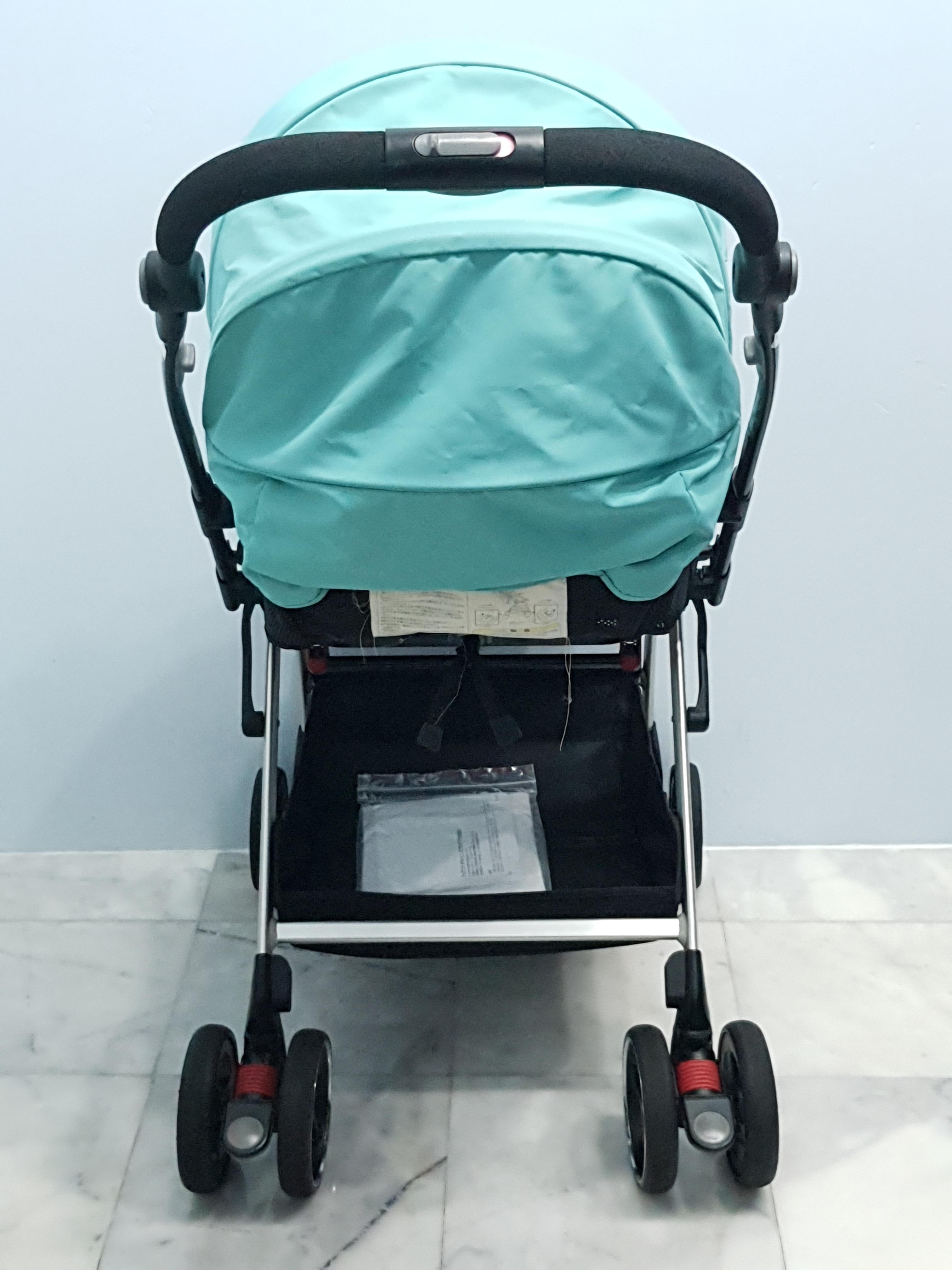 Aprica Optia สีเขียว