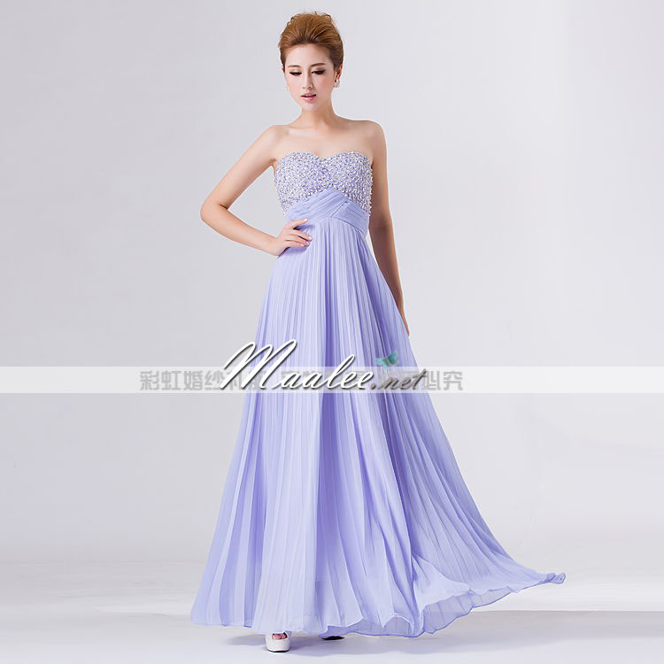 พร้อมเช่า ชุดราตรียาว เกาะอก ปักเลื่อม สีม่วง กระโปรงอัดพลีตพลิ้วสวย (แบบนี้มีหลายสี)