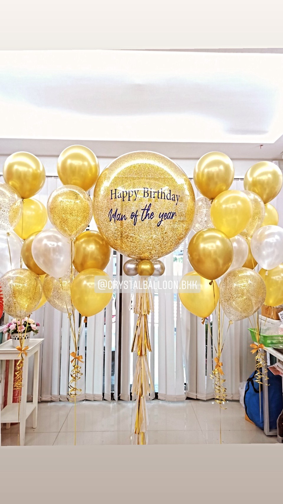 ลูกโป่ง วันเกิด Bubble ขนาด 36" Theme สีทอง พร้อม ช่อลูกโป่ง ช่อ 7 ลูก 4 ช่อ,ลูกโป่งใส ใส่กลิตเตอร์ (ราคายังไม่รวมเค้ก) พร้อมตกเเต่ง สามารถเปลี่ยนสีลูกโป่ง/เปลี่ยนข้อความ/เปลี่ยนขนาดได้
