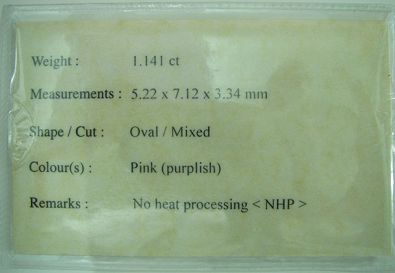 พัดพารัดชา ซัฟฟาย(Padparadscha Violet Sapphire)พลอยดิบ Unheated ธรรมชาติ100% ความสะอาด IF-VVS ขนาด 5.2x7.1.x3.4 mm. น้ำหนัก 1.15 ct. ราคาโทรถาม