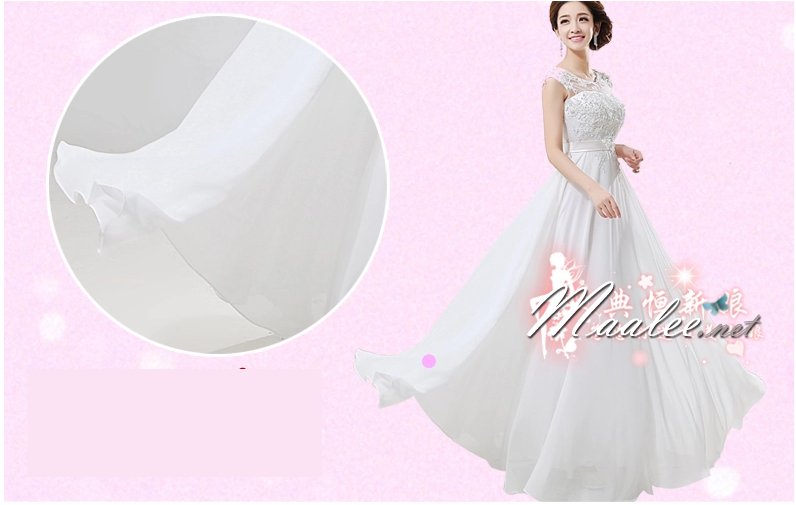 พร้อมส่ง ชุดราตรียาว สี ครีม Champagne คอปาด แต่งลูกไม้หรูเซาะดอก ปักลูกปัด