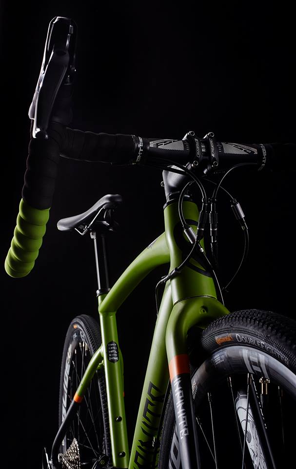 จักรยานเสือหมอบทางฝุ่น INFINITE GRAVEL Race AL เฟรมอลู 18 สปีด Sora 700C, 2022