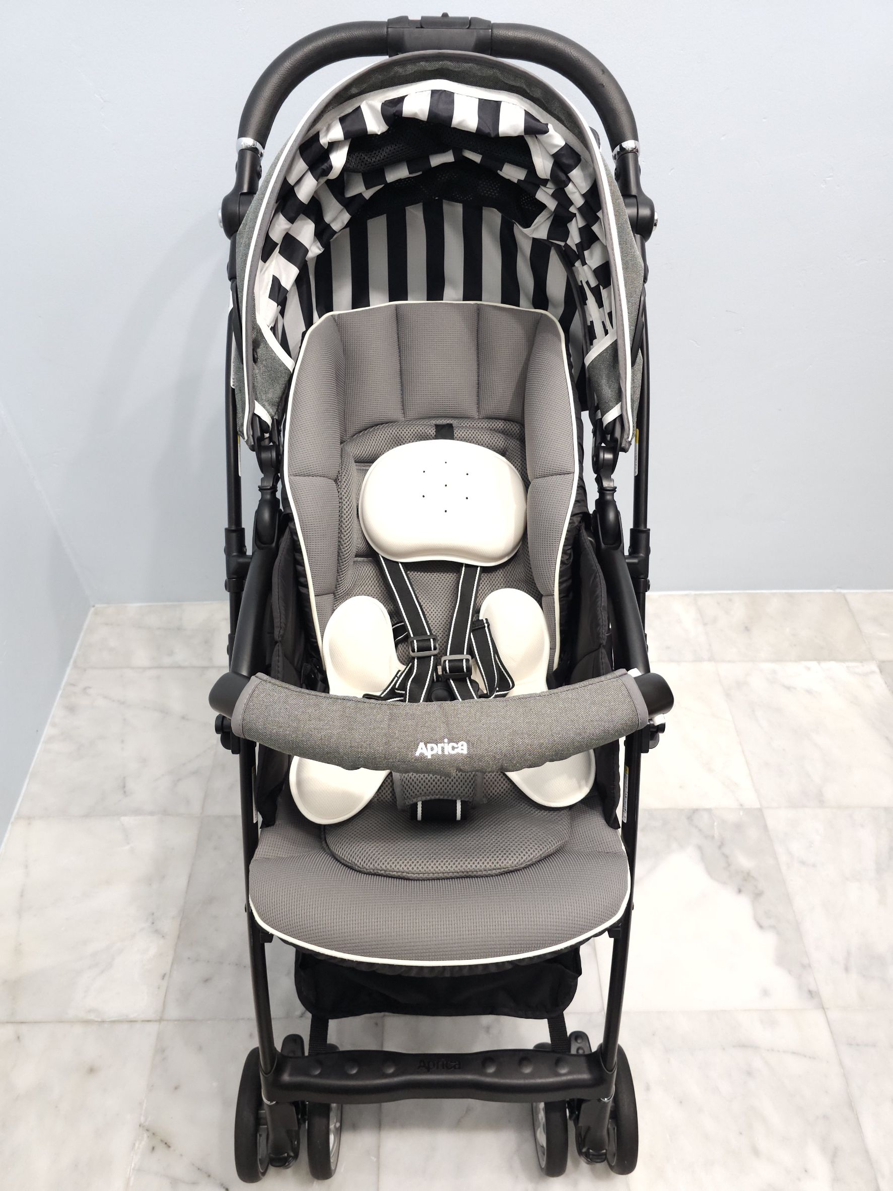 Aprica Luxuna Bitte Cushion รุ่นใหม่ ขายเฉพาะในญี่ปุ่น มือจับหุ้มหนัง นุ่มมือ ทำความสะอาดง่าย