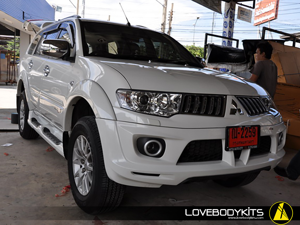 ชุดแต่ง AOS : PAJERO SPORT 2011-2013