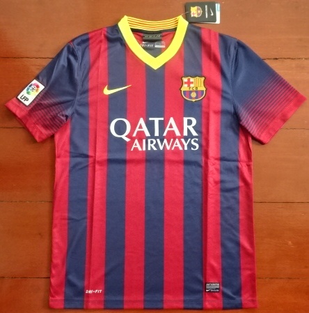 เสื้อฟุตบอล ทีมสโมสรบาร์เซโลน่า ชุดเหย้า 2013/14 ใหม่ M-Size / BARCELONA Football Shirt Home Kit 2013/14 Jersey NEW M-Size