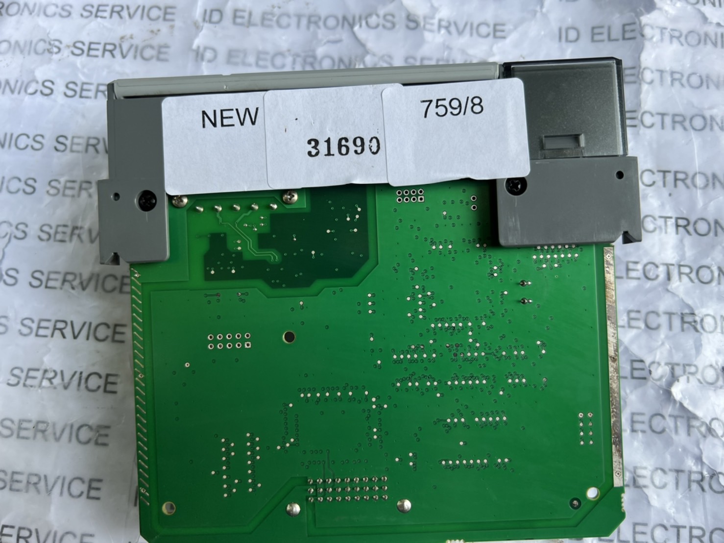 PLC " ALLEN-BRADLEY " รุ่น 1747-SDN