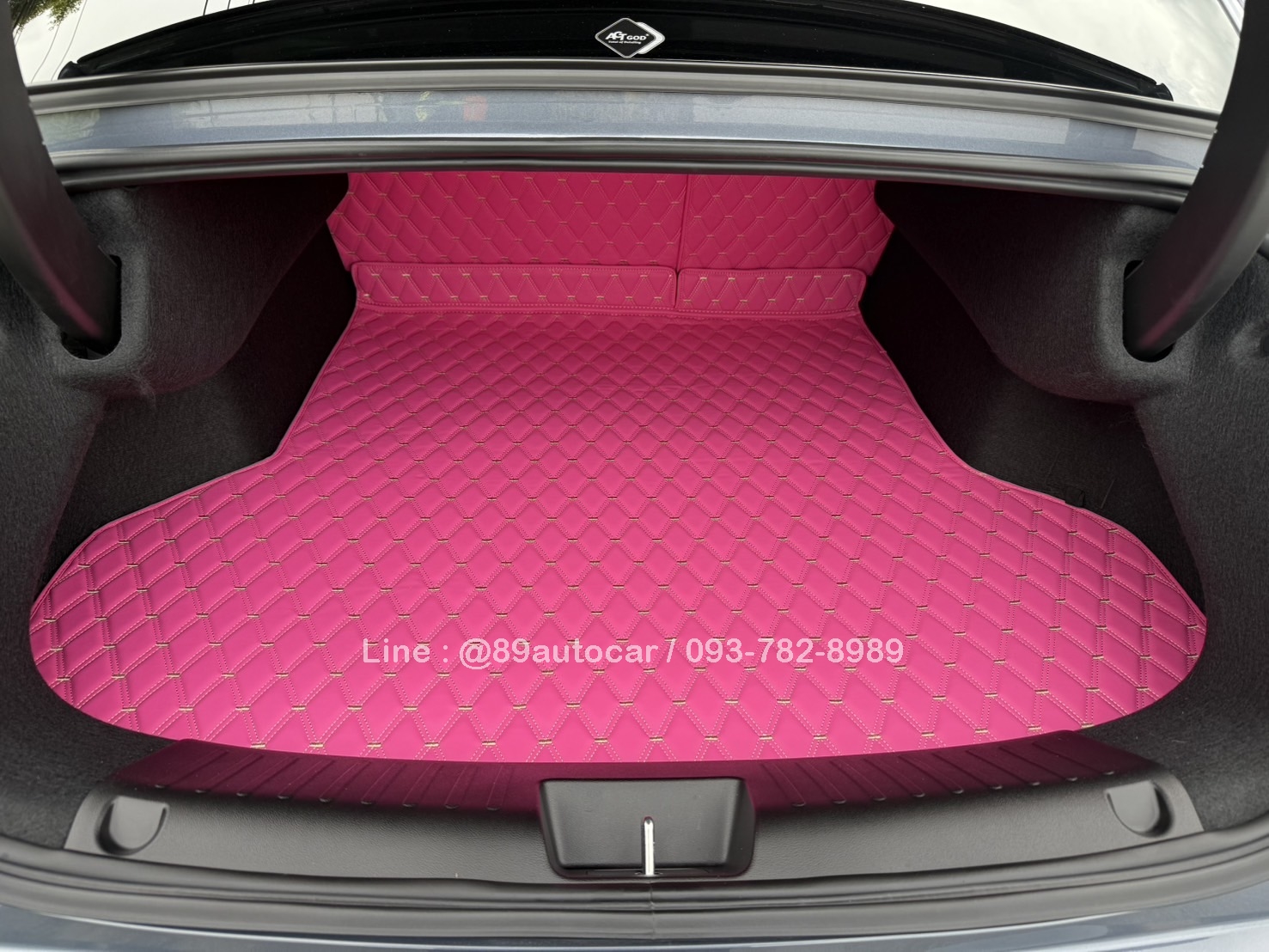 พรมรถยนต์ Ora 07 ปูพรมVVIP ด้ายคู่ สีชมพูด้ายทอง เต็มคัน 6 ชิ้น