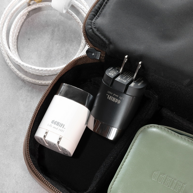 DD JT-P18 หัวชาร์จไว รองรับ PSS 33W, PD 30W จอแสดงกำลังไฟแบบ Realtime ขาพับเก็บได้